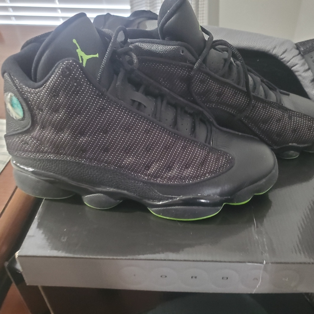 Jordan Retro 13 (Altitude)
